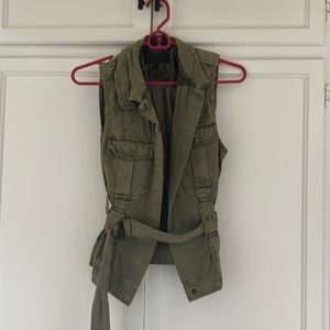 Sanctuary olive green military vest